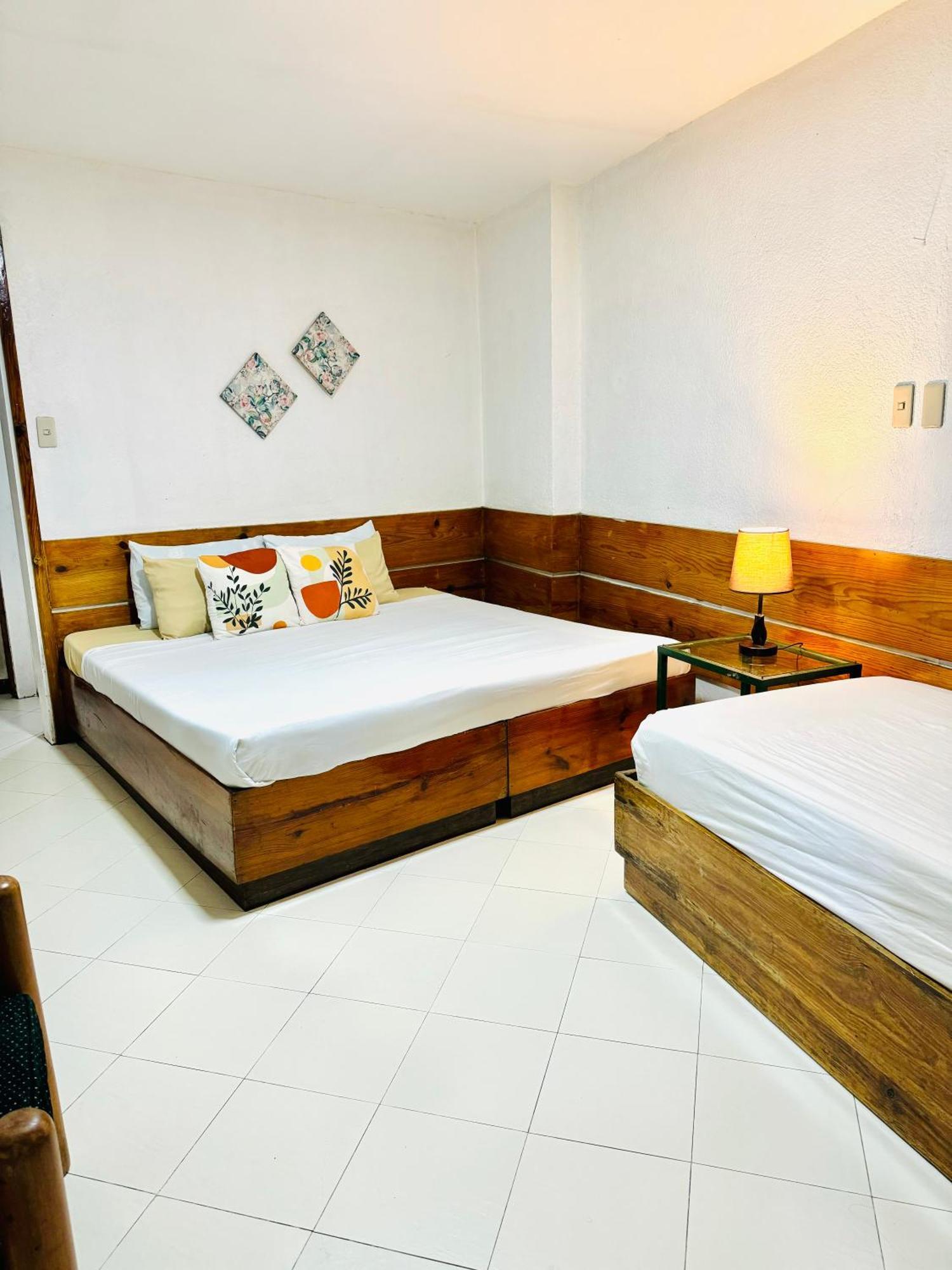 Hotel Casa Generosa Baguio City Esterno foto